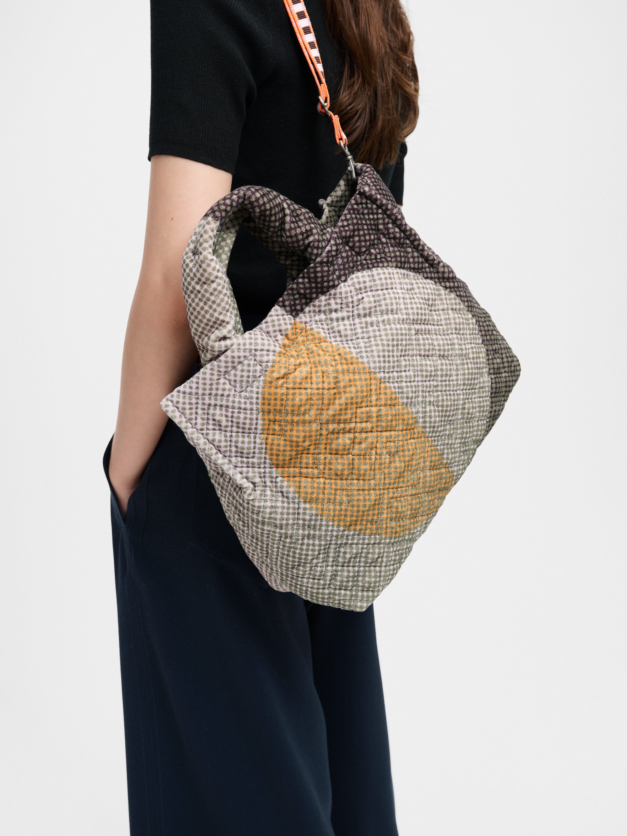 SAC TOTE 2640 (NEW)
