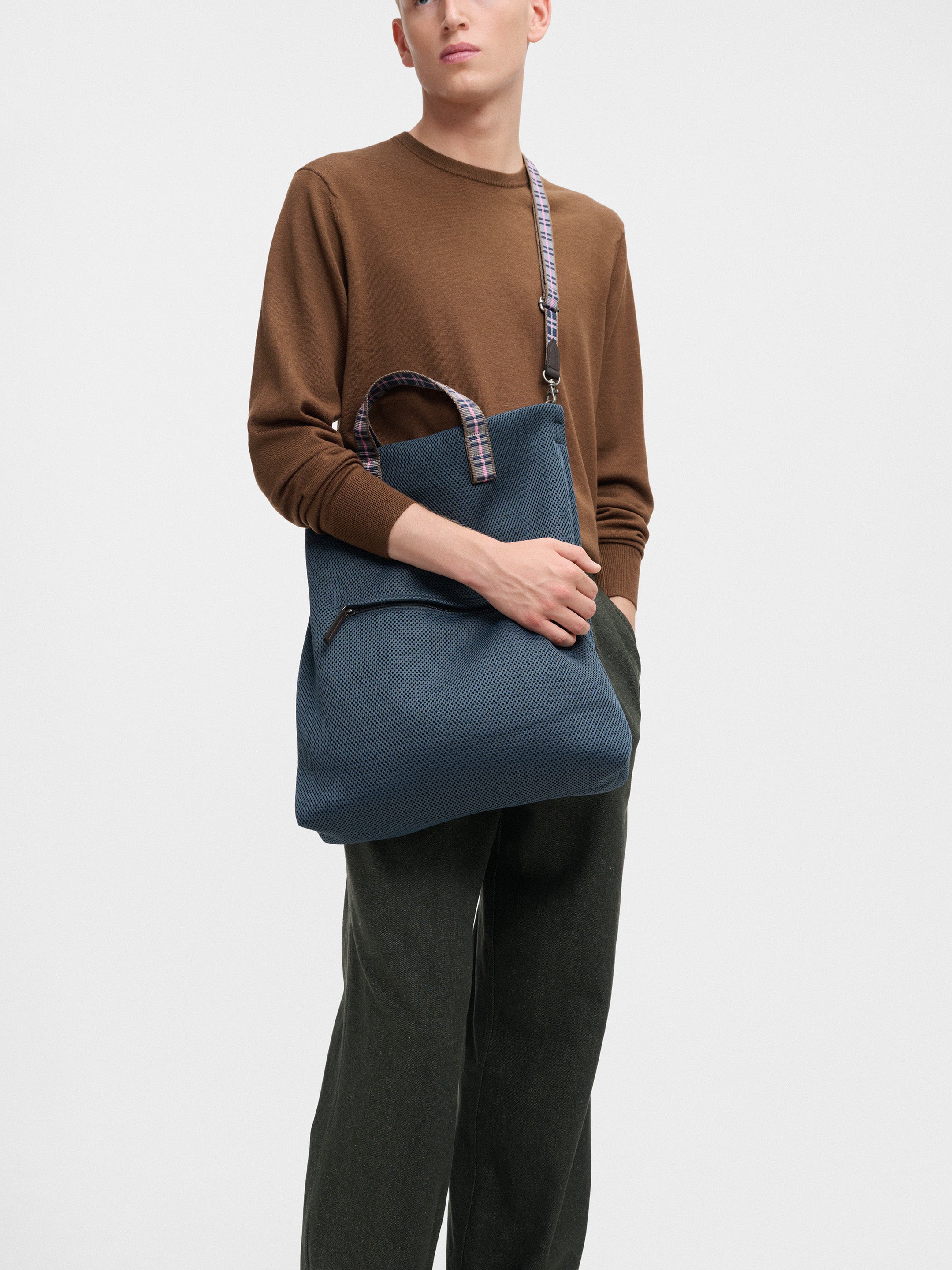 SAC TOTE AIR MESH 26 (B)